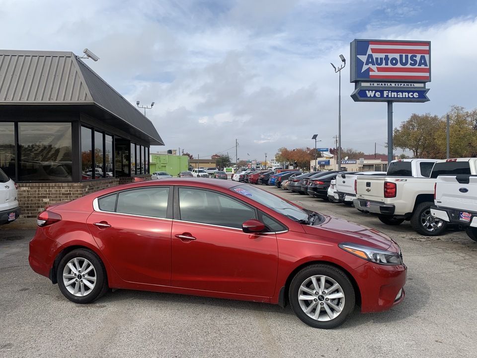 2017 Kia Forte LX 6A