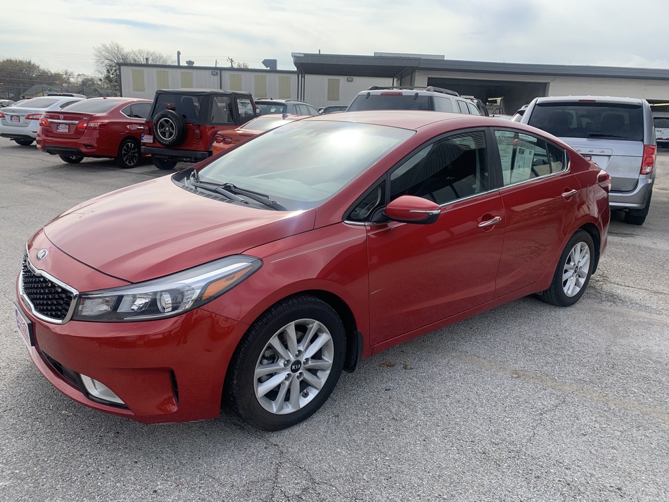 2017 Kia Forte LX 6A