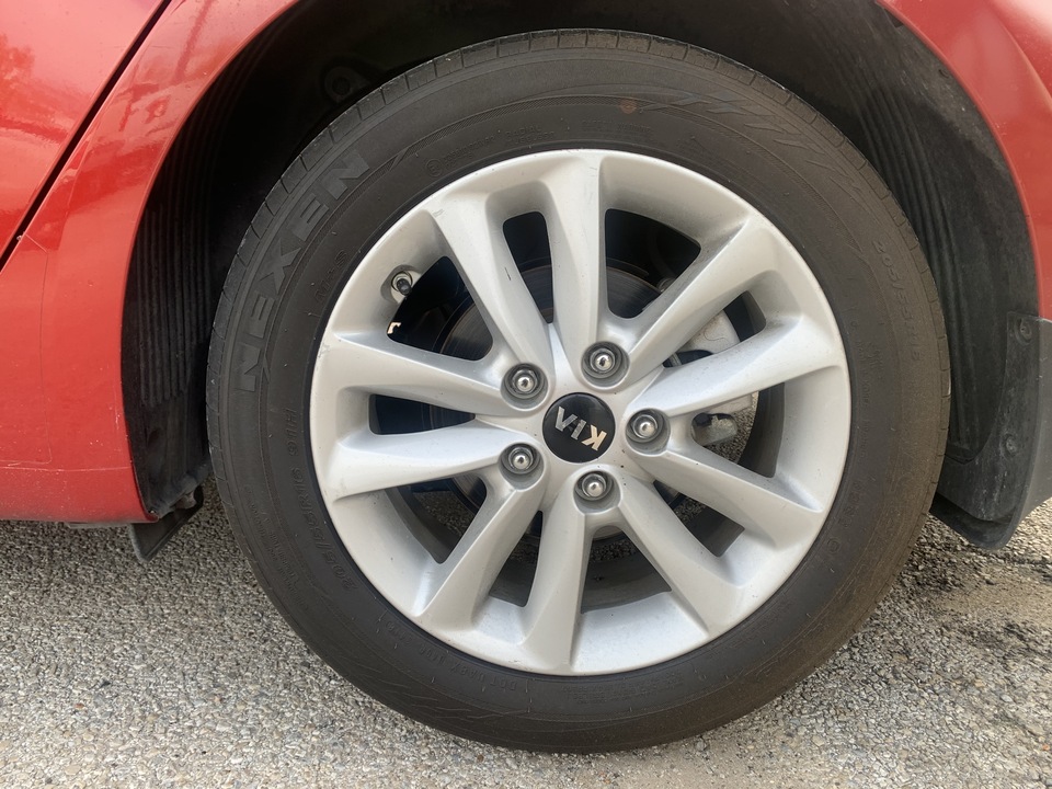 2017 Kia Forte LX 6A