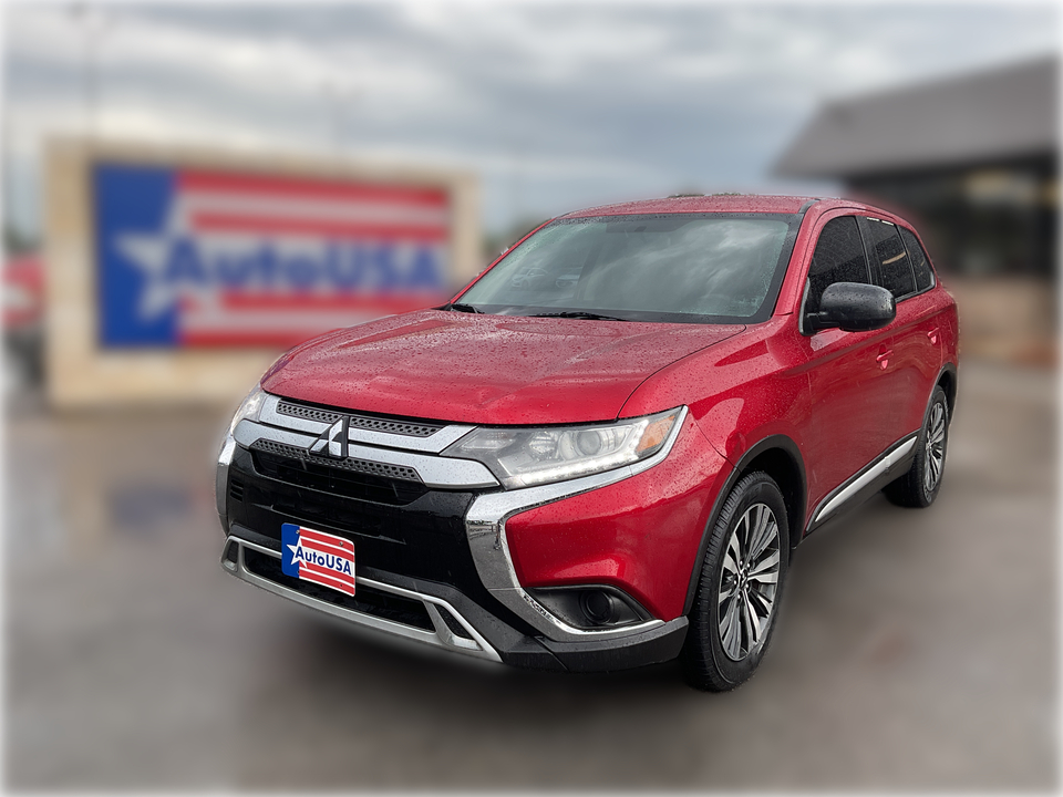 2020 Mitsubishi Outlander ES 2WD