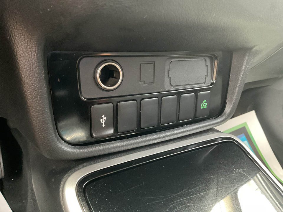 2020 Mitsubishi Outlander ES 2WD
