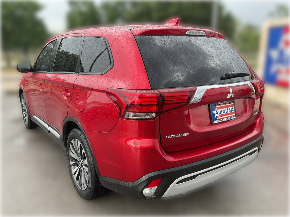 2020 Mitsubishi Outlander ES 2WD