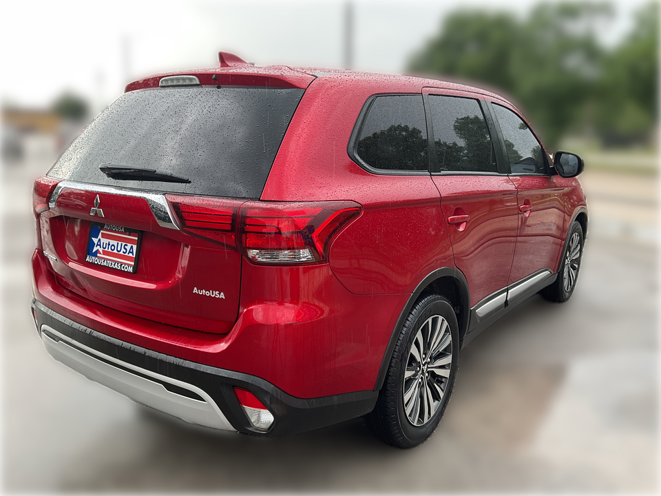 2020 Mitsubishi Outlander ES 2WD