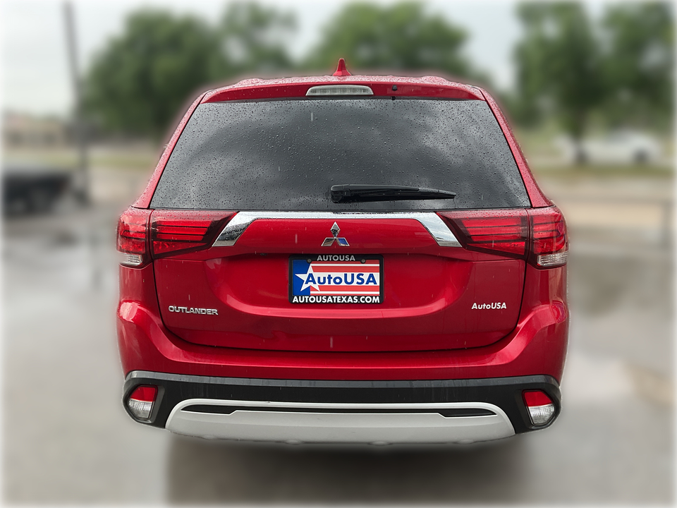 2020 Mitsubishi Outlander ES 2WD