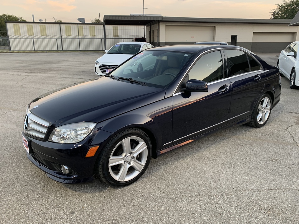 2010 Mercedes-Benz C-Class C300 Luxury Sedan