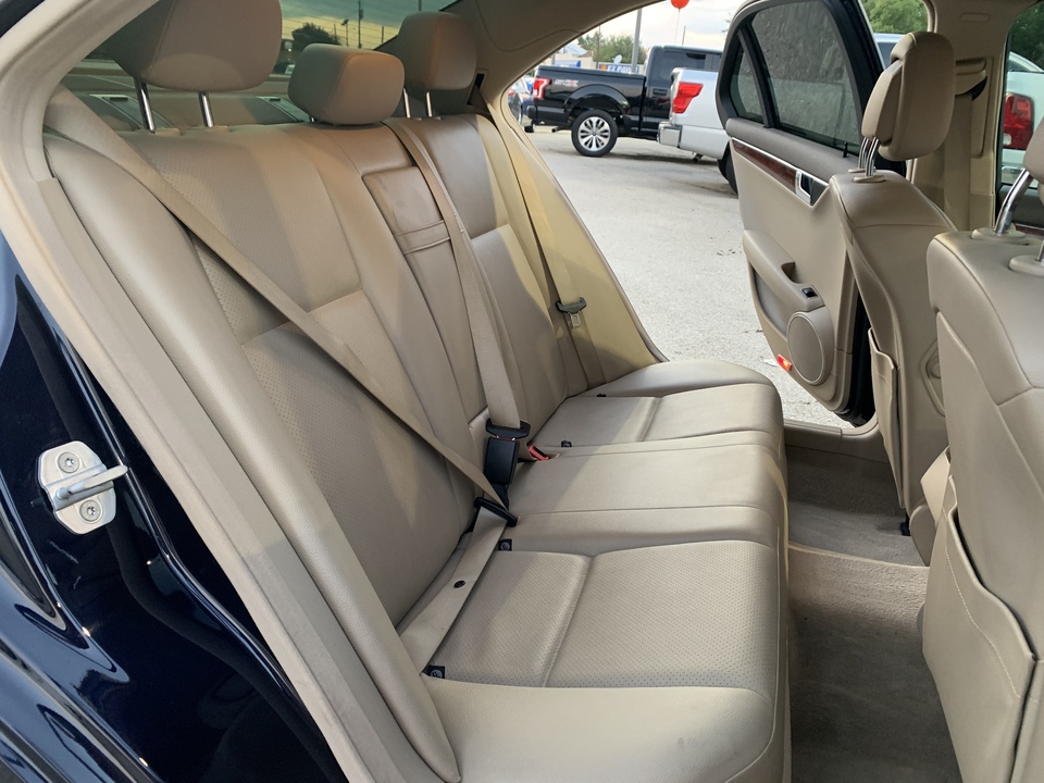 2010 Mercedes-Benz C-Class C300 Luxury Sedan