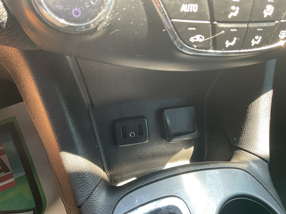 2019 Chevrolet Cruze LT Auto