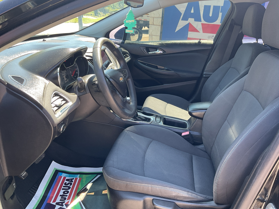 2019 Chevrolet Cruze LT Auto