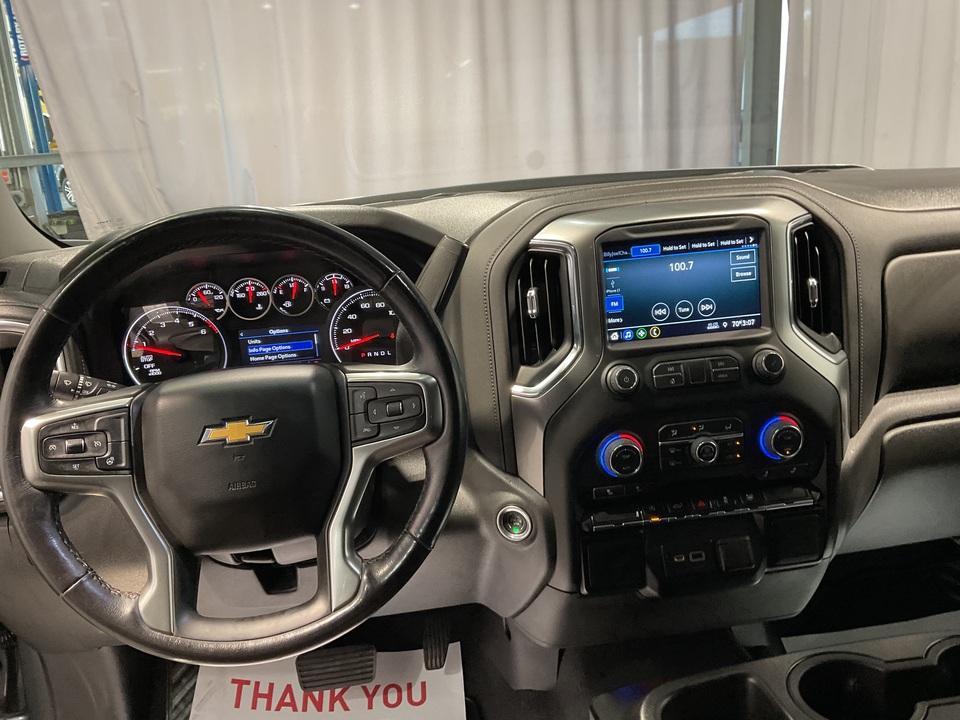2022 Chevrolet Silverado 1500 Limited LT Crew Cab Long Box 4WD