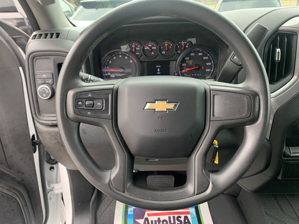 2020 Chevrolet Silverado 1500 Custom Crew Cab Short Box 2WD