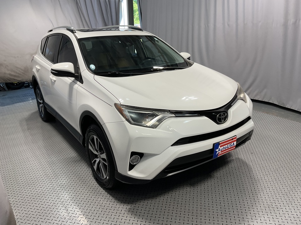 2017 Toyota RAV4 XLE FWD