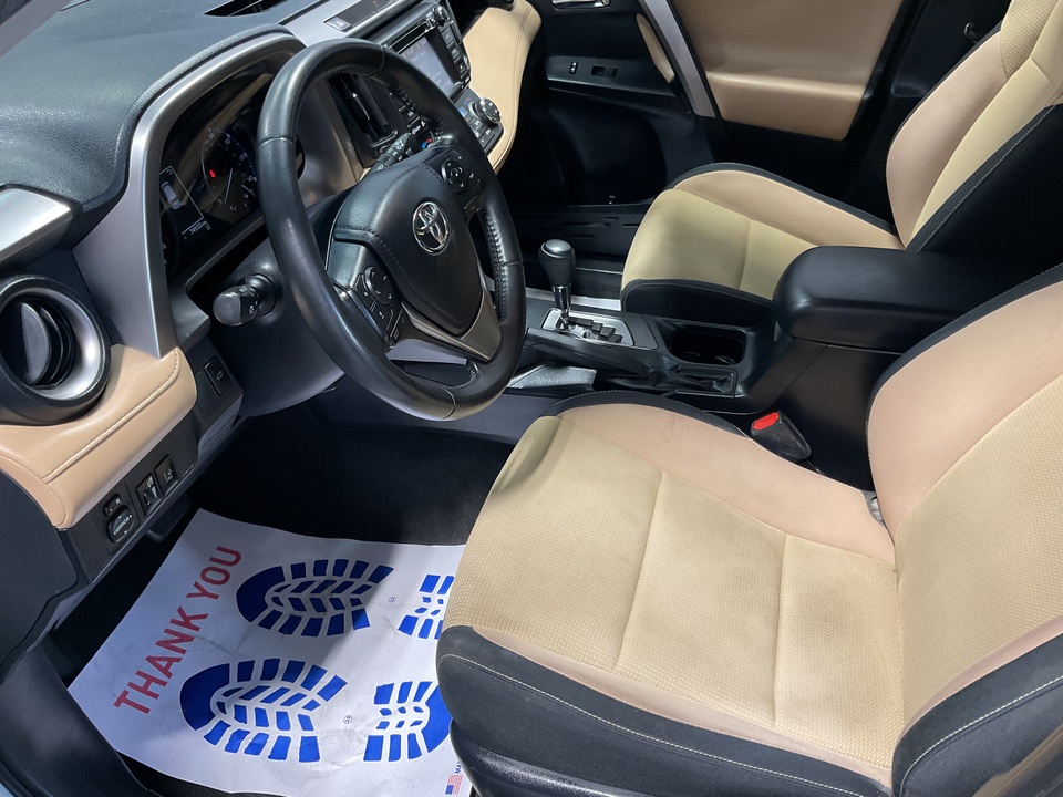 2017 Toyota RAV4 XLE FWD