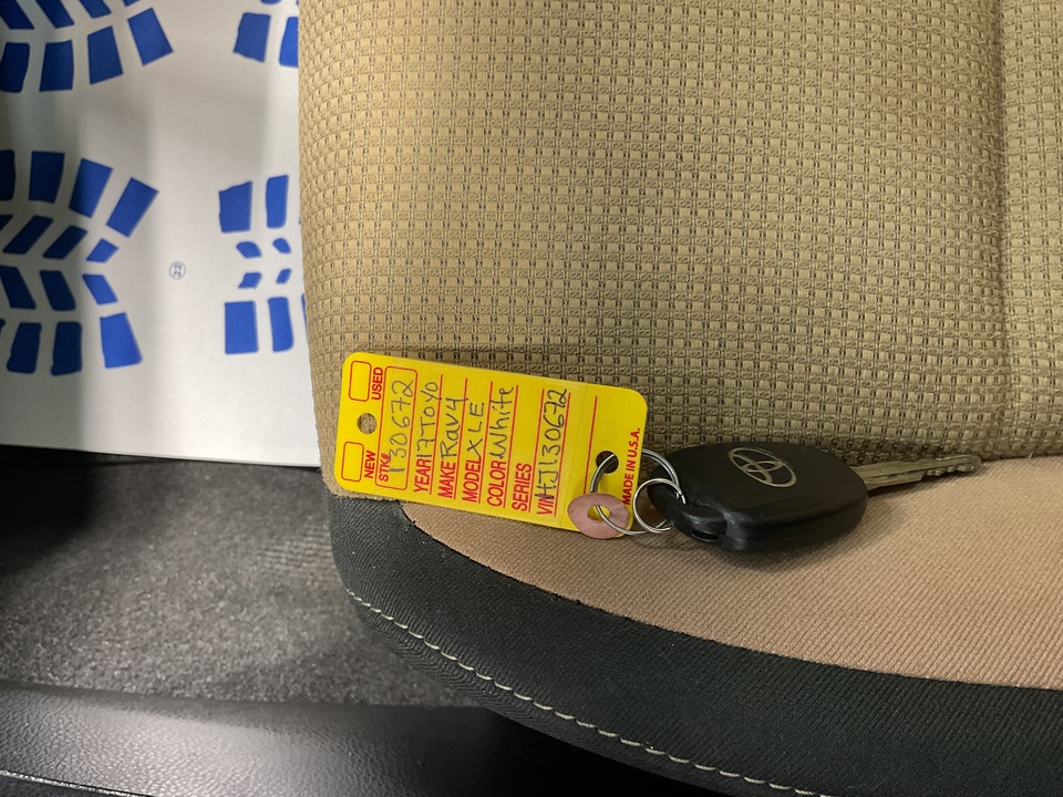 2017 Toyota RAV4 XLE FWD