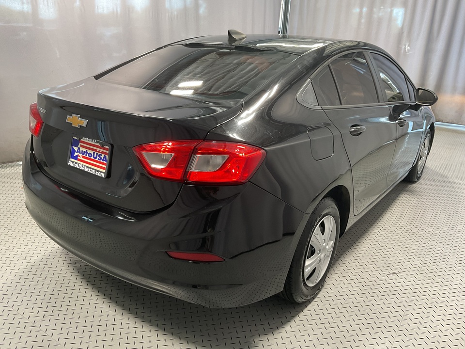 2018 Chevrolet Cruze LS Auto