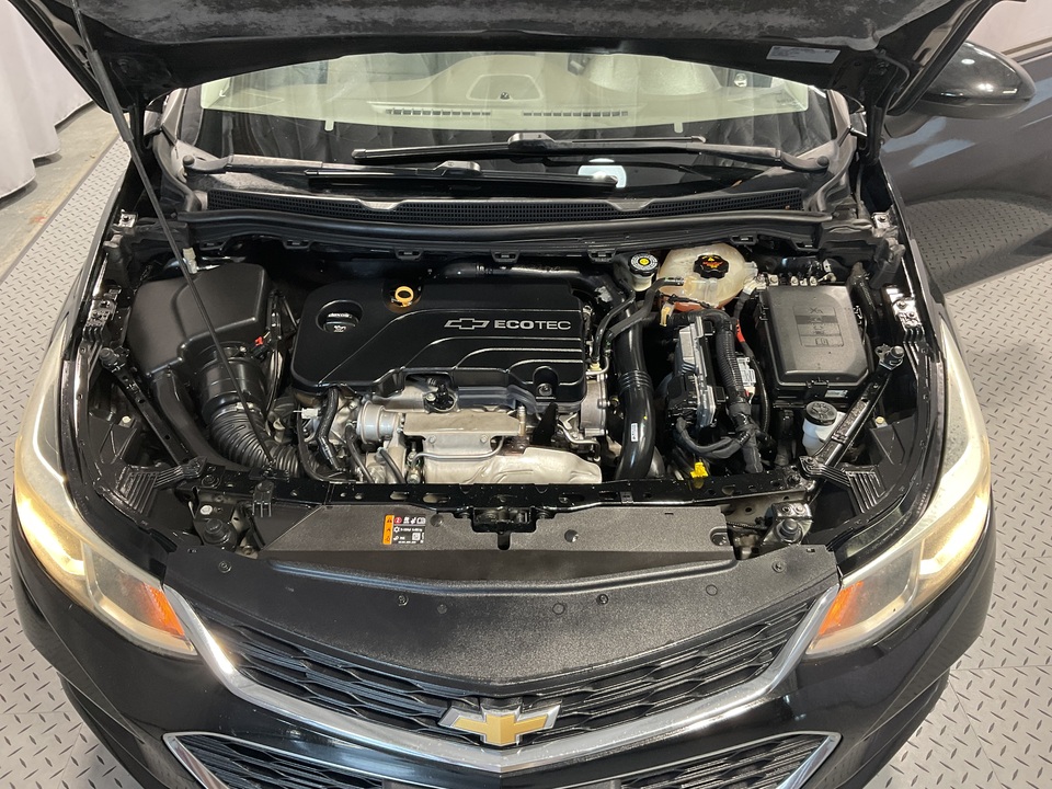 2018 Chevrolet Cruze LS Auto