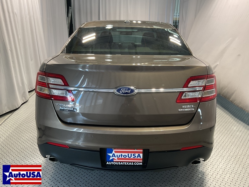 2015 Ford Taurus SEL FWD