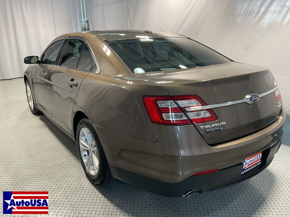 2015 Ford Taurus SEL FWD