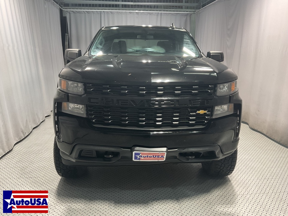 2019 Chevrolet Silverado 1500 Custom Crew Cab Short Box 4WD