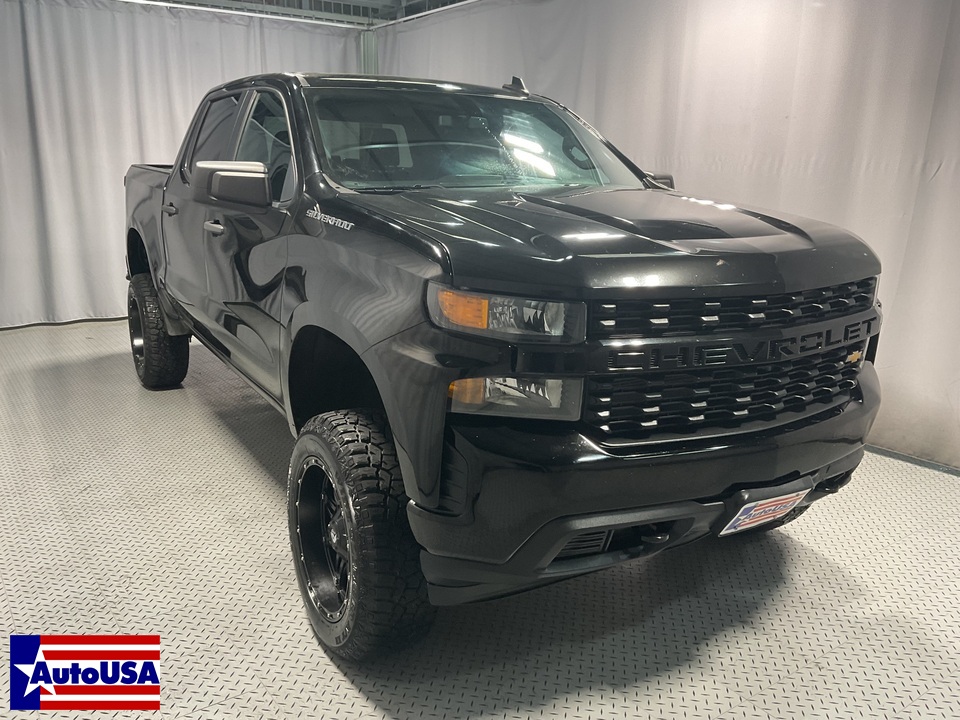 2019 Chevrolet Silverado 1500 Custom Crew Cab Short Box 4WD