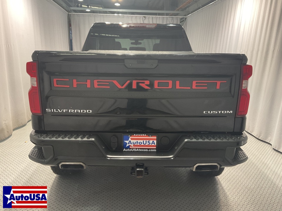 2019 Chevrolet Silverado 1500 Custom Crew Cab Short Box 4WD