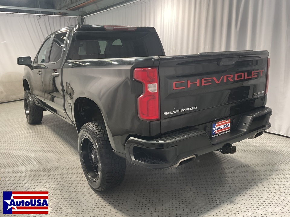 2019 Chevrolet Silverado 1500 Custom Crew Cab Short Box 4WD