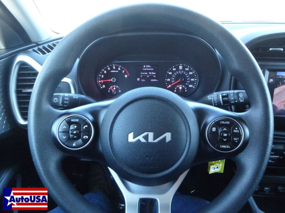 2022 Kia Soul LX CVT