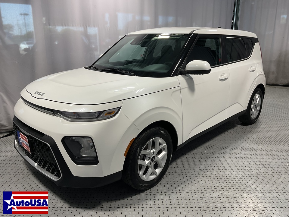 2022 Kia Soul LX CVT