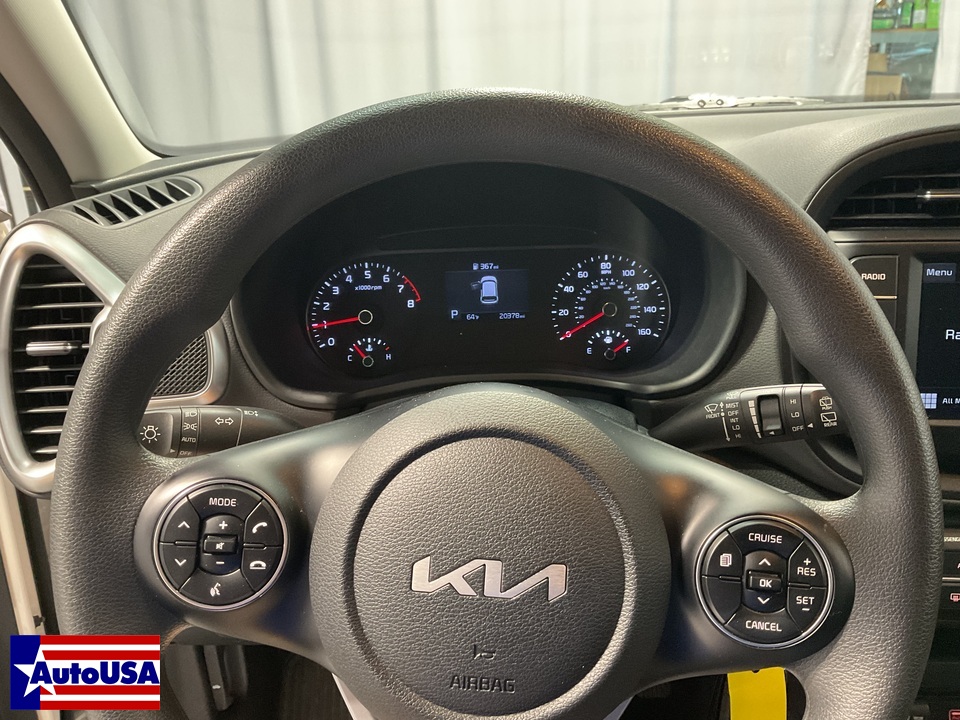 2022 Kia Soul LX CVT