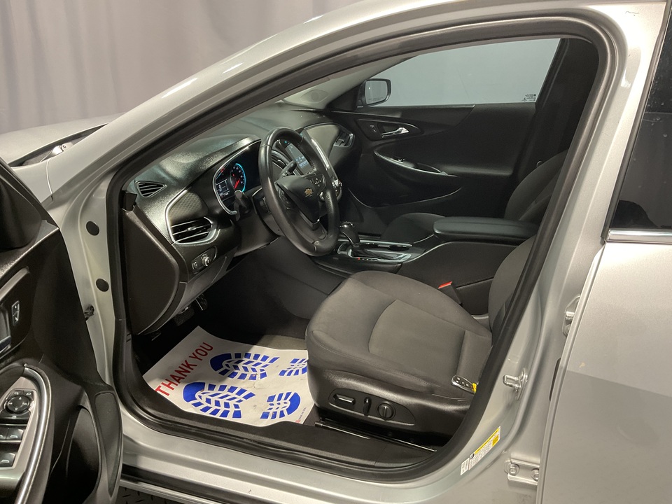 2017 Chevrolet Malibu 1LT
