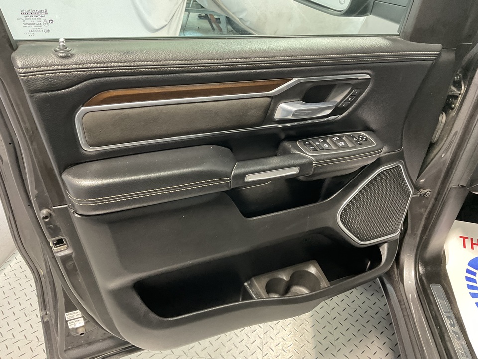 2022 Ram 1500 Laramie Crew Cab SWB 2WD