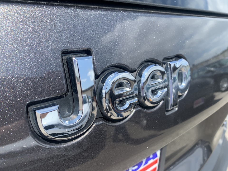 2019 Jeep Cherokee Limited FWD