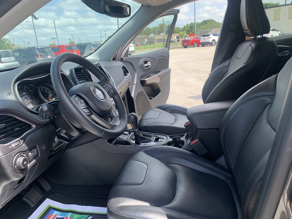 2019 Jeep Cherokee Limited FWD