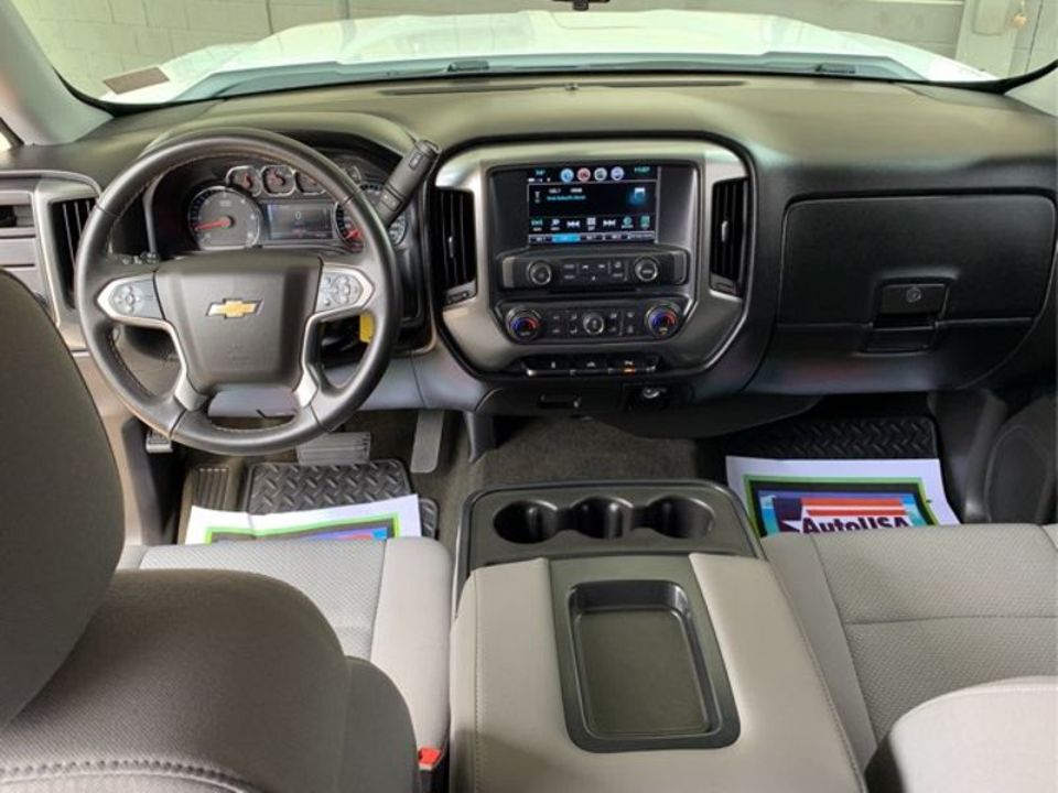 2017 Chevrolet Silverado 1500 LT Crew Cab 2WD