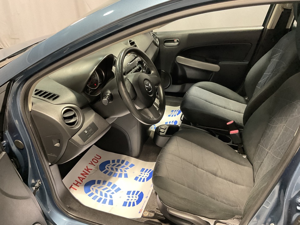 2014 Mazda MAZDA2 Sport AT