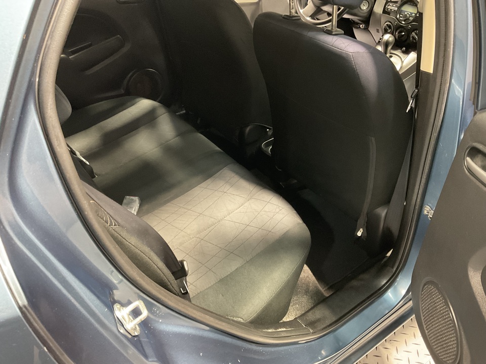 2014 Mazda MAZDA2 Sport AT
