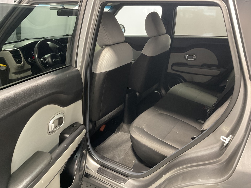 2015 Kia Soul Base 6 Speed Manual Transmission