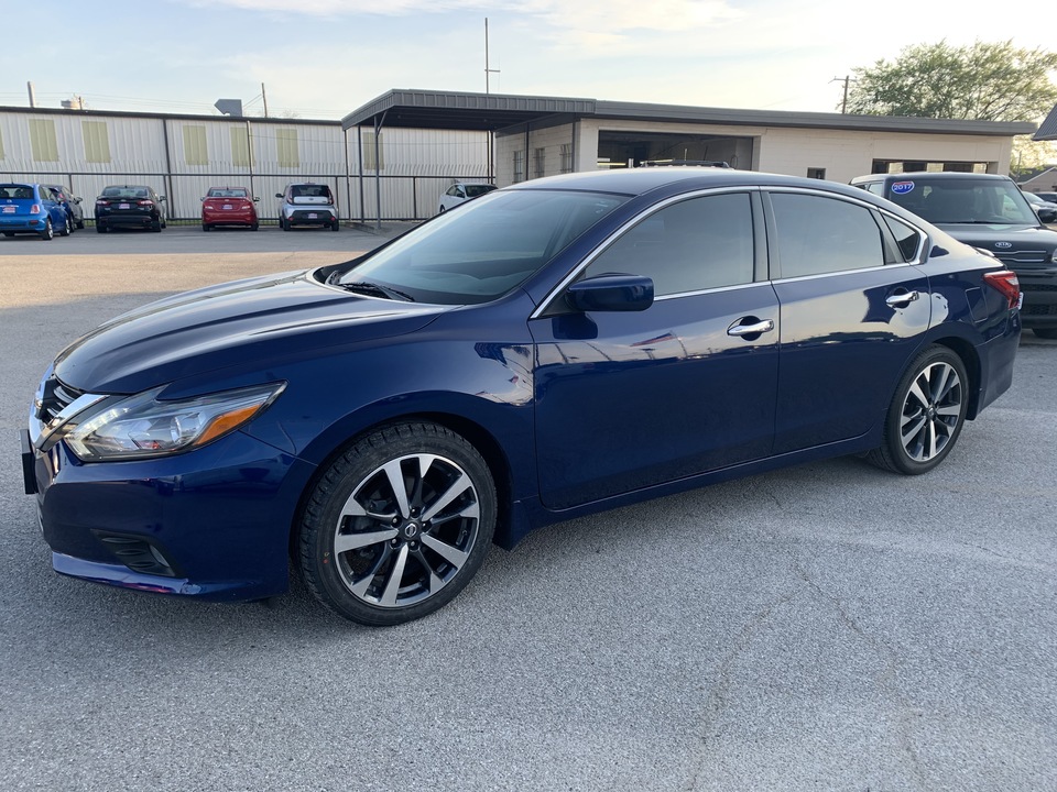 2016 Nissan Altima 3.5 SR
