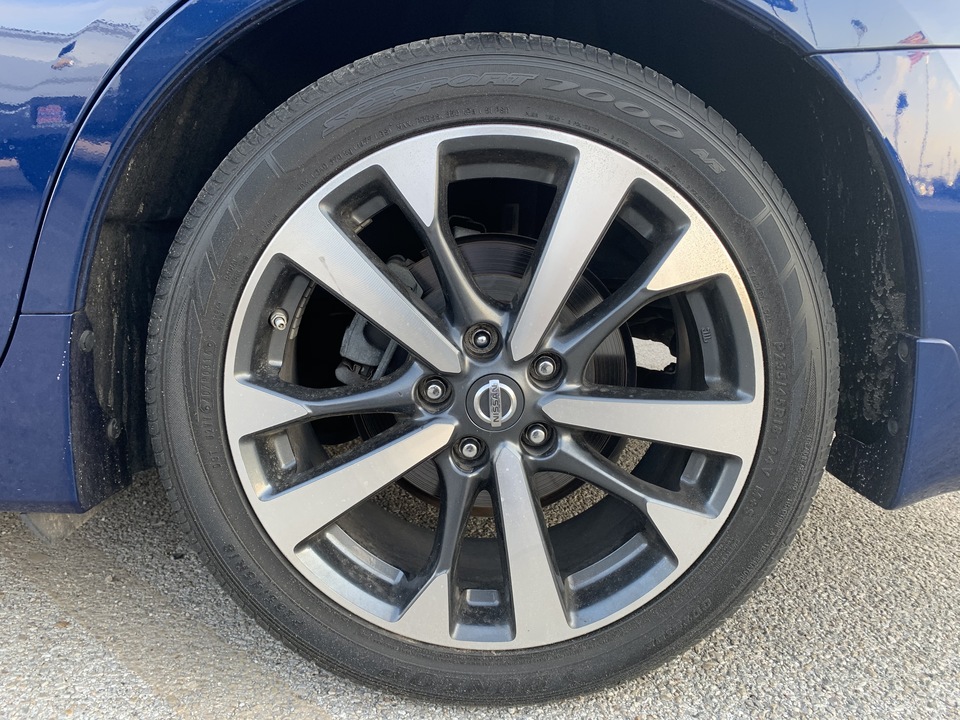 2016 Nissan Altima 3.5 SR