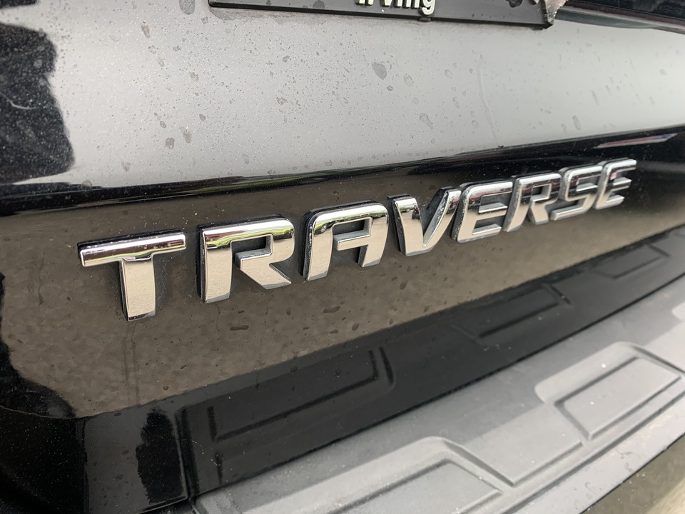 2017 Chevrolet Traverse 2LT FWD