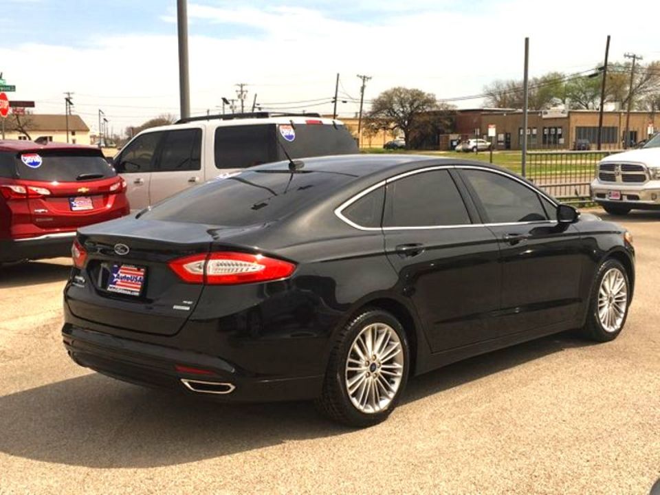 2015 Ford Fusion SE