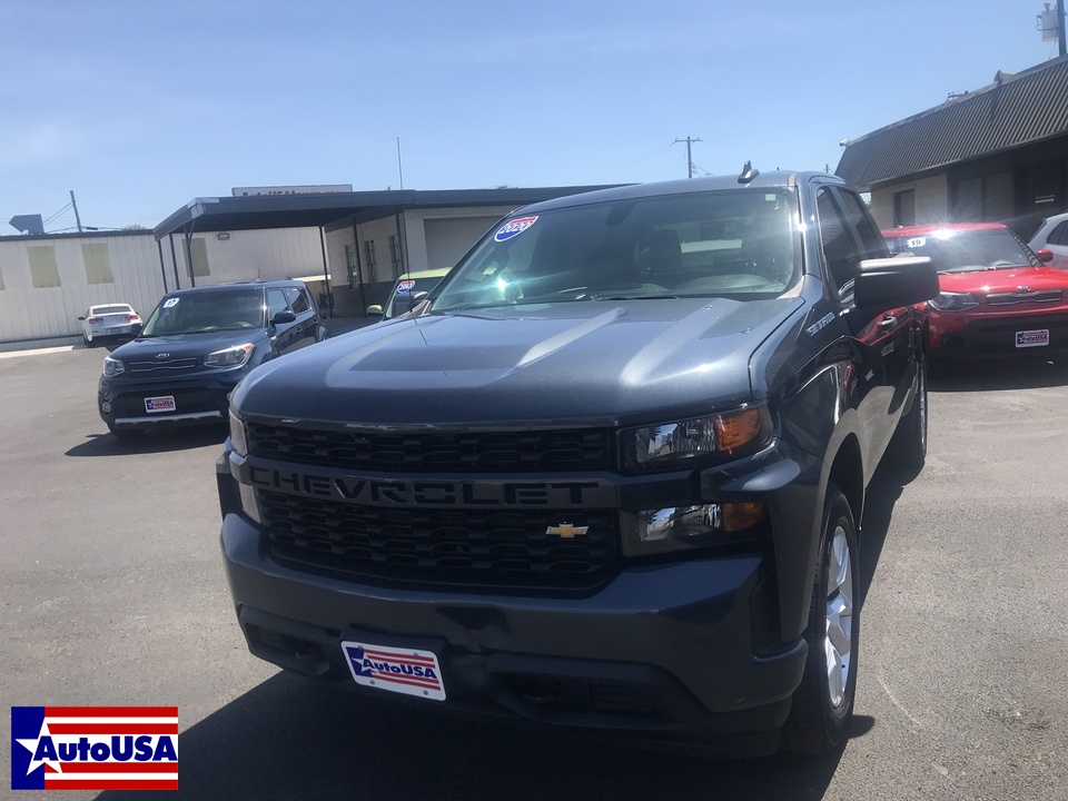 2020 Chevrolet Silverado 1500 Custom Crew Cab Short Box 2WD