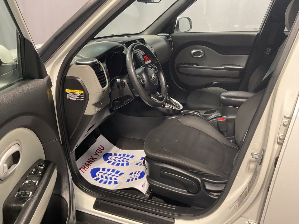 2016 Kia Soul Base 6A