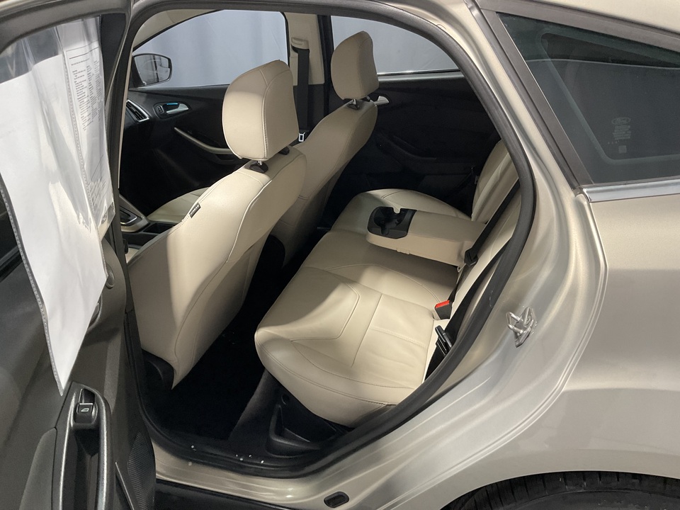 2016 Ford Focus Titanium Hatch