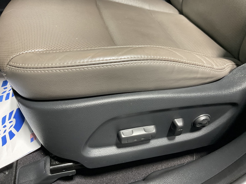 2017 Hyundai Santa Fe Limited FWD