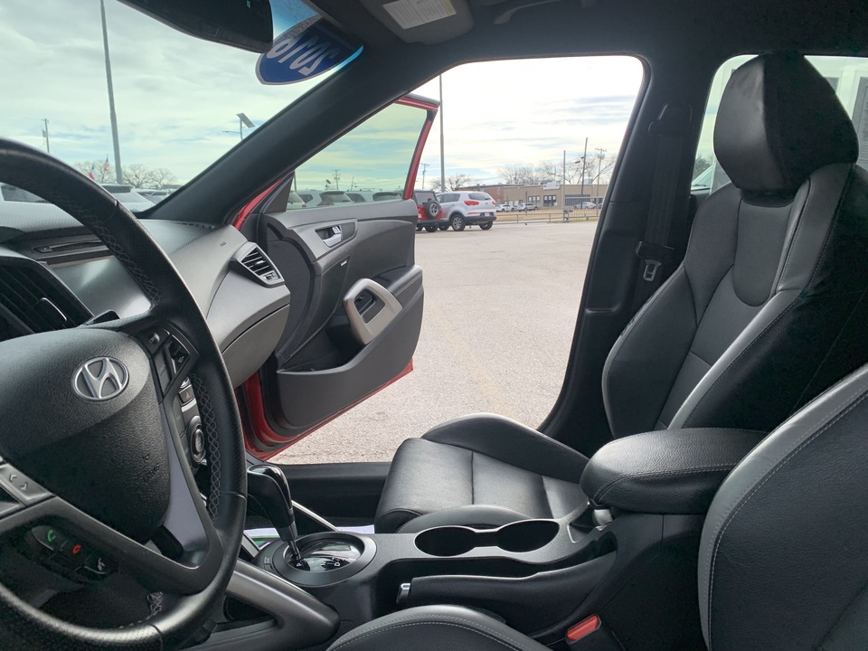 2016 Hyundai Veloster Turbo 6AT