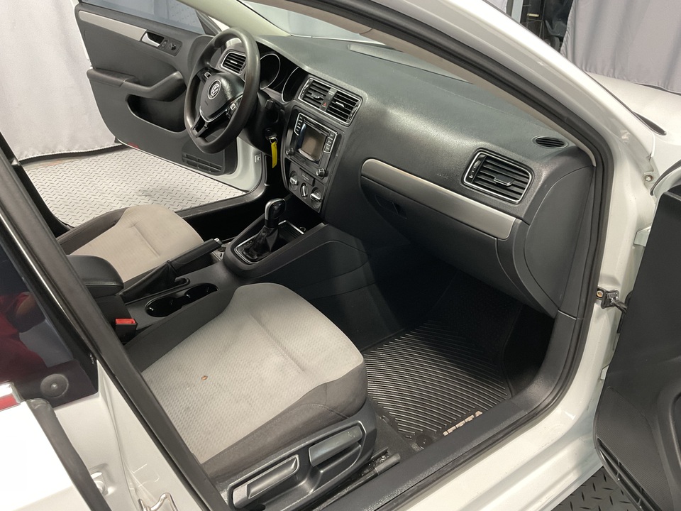2017 Volkswagen Jetta 1.4T S 6A