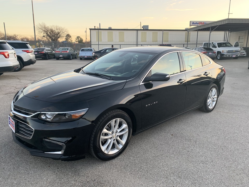 Used 2017 Chevrolet Malibu in Irving, TX ( V252648 ) | AutoUSA