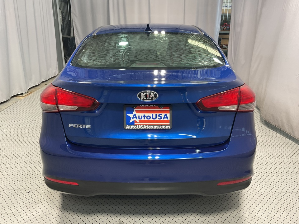 2018 Kia Forte LX 6A
