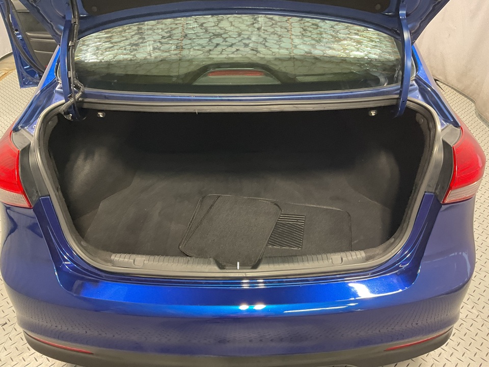 2018 Kia Forte LX 6A