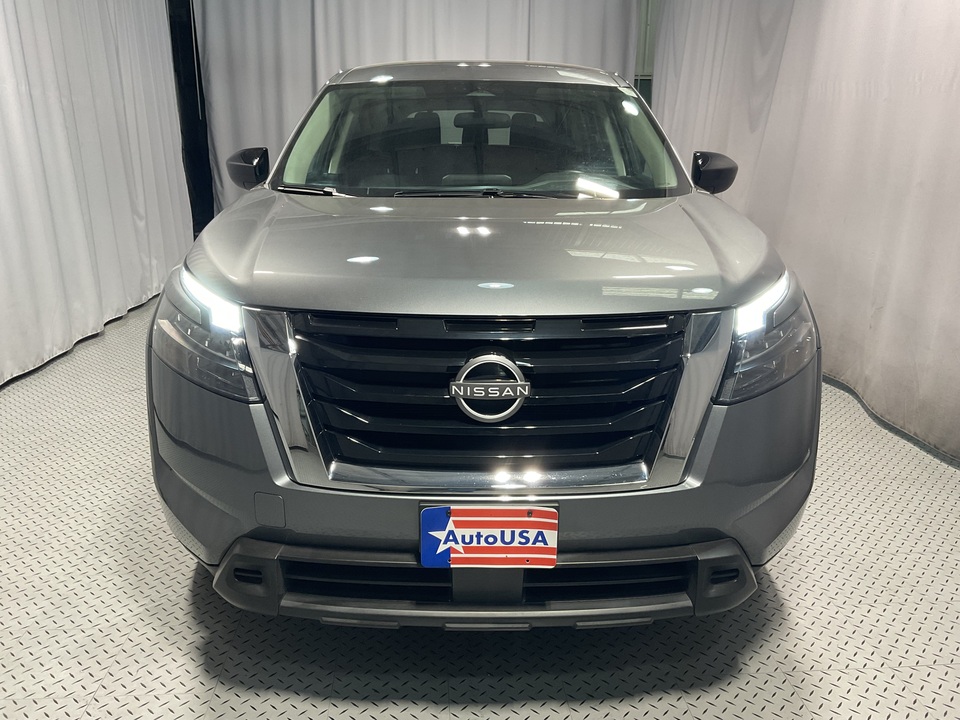 2024 Nissan Pathfinder S